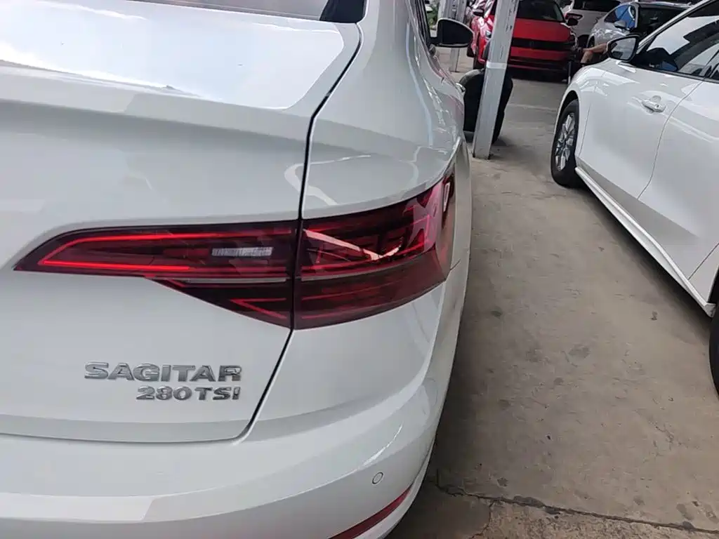 Volkswagen Sagitar 2022 280TSI DSG Surpassing Edition