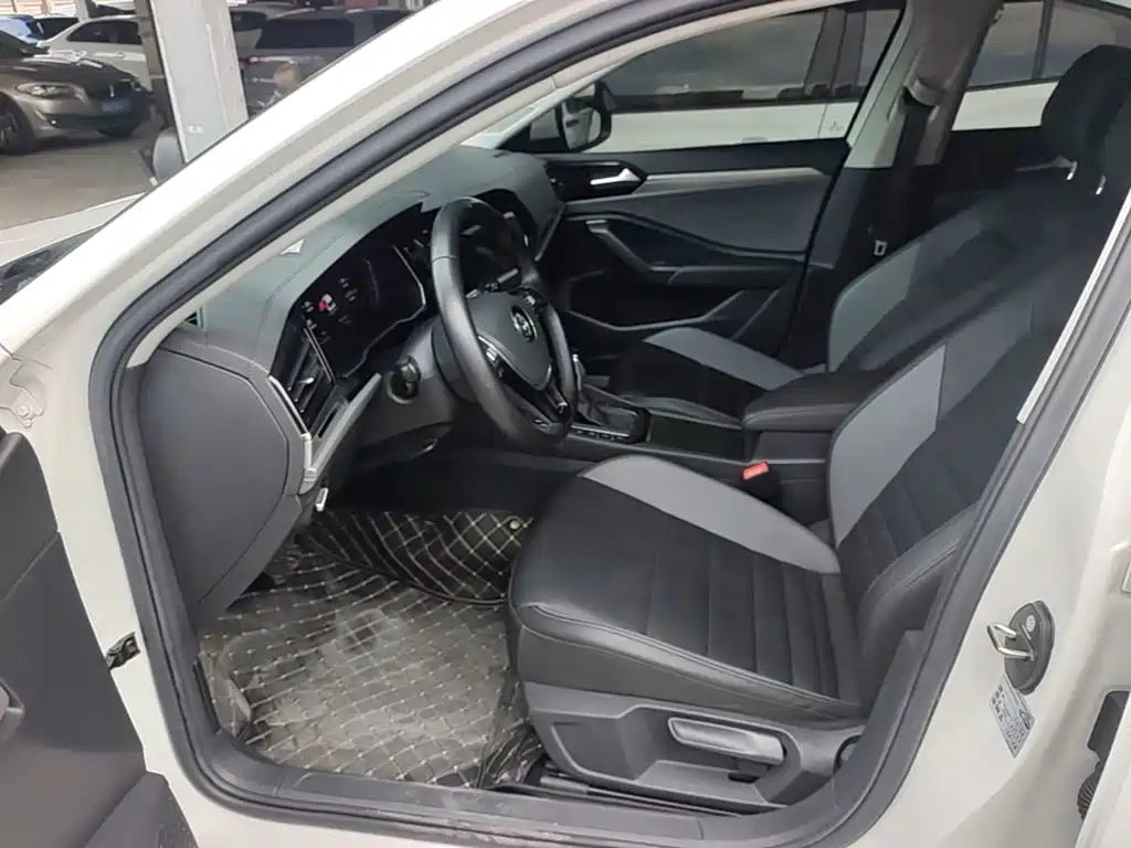 Volkswagen Sagitar 2022 280TSI DSG Surpassing Edition