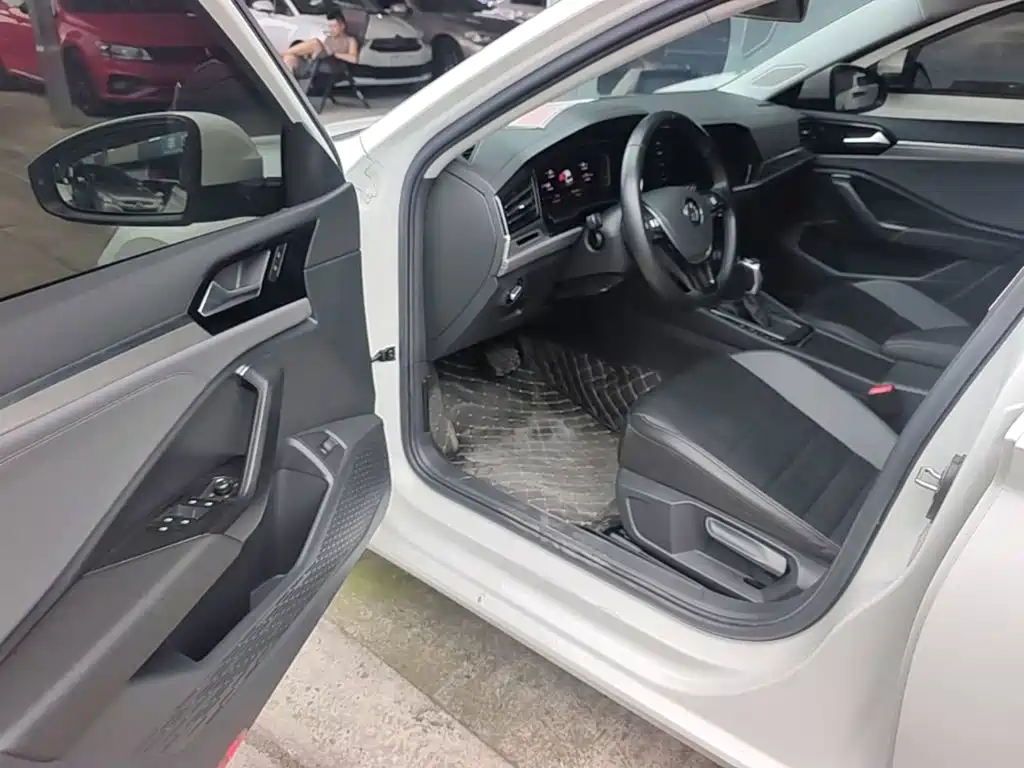 Volkswagen Sagitar 2022 280TSI DSG Surpassing Edition