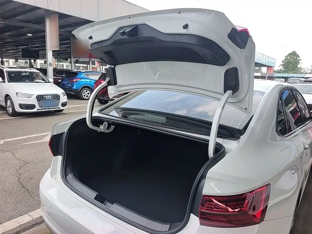 Volkswagen Sagitar 2022 280TSI DSG Surpassing Edition