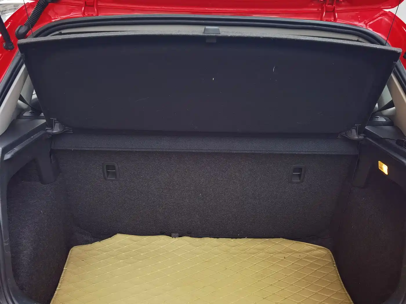 Volkswagen Polo 2016 1.4L Manual Trend