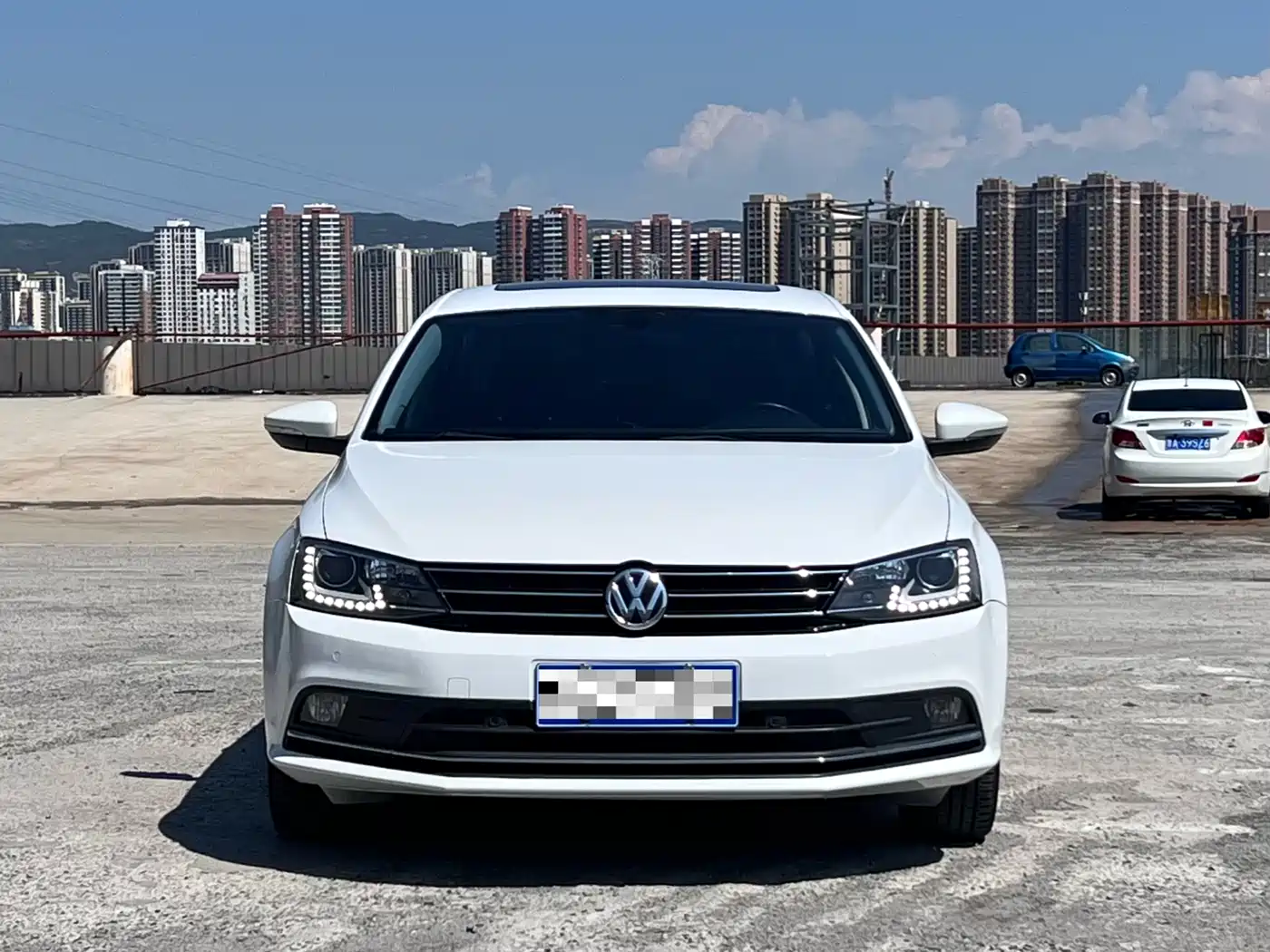 Volkswagen Sagitar 2017 230TSI Automatic Luxury