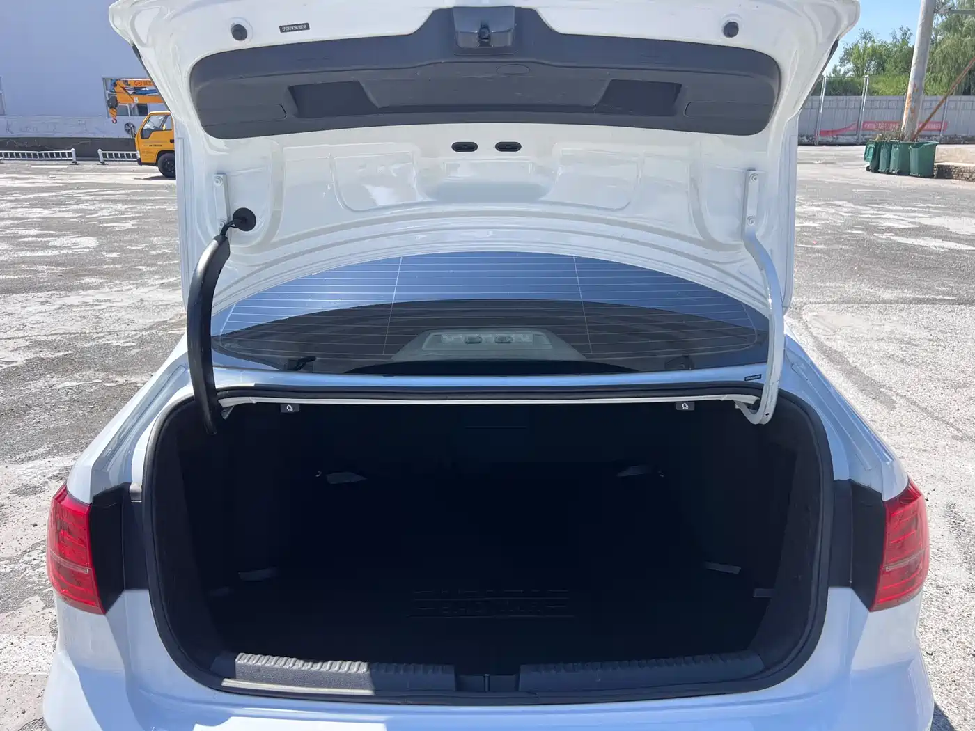 Volkswagen Sagitar 2017 230TSI Automatic Luxury