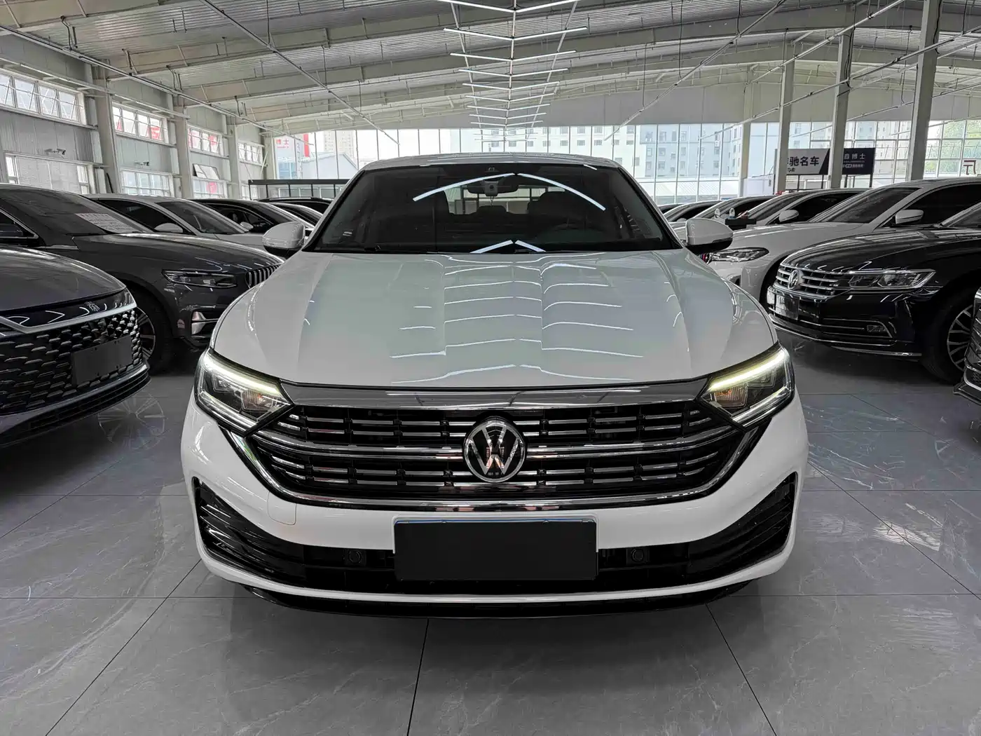 Volkswagen Sagitar 2023 Model Year 280TSI DSG Surpass Edition