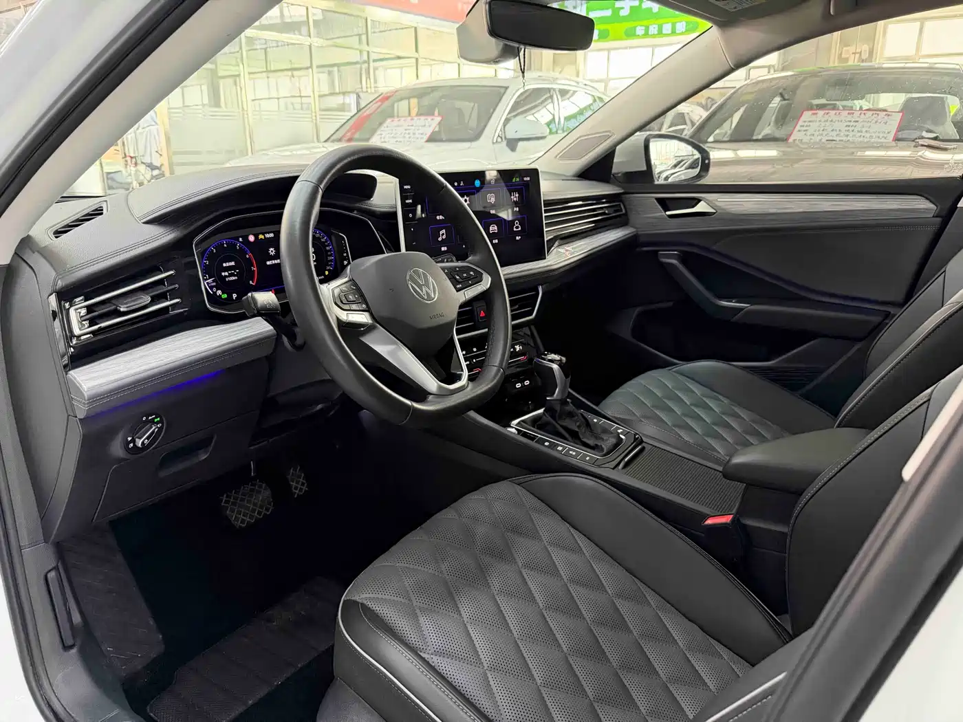 Volkswagen Sagitar 2023 Model Year 280TSI DSG Surpass Edition