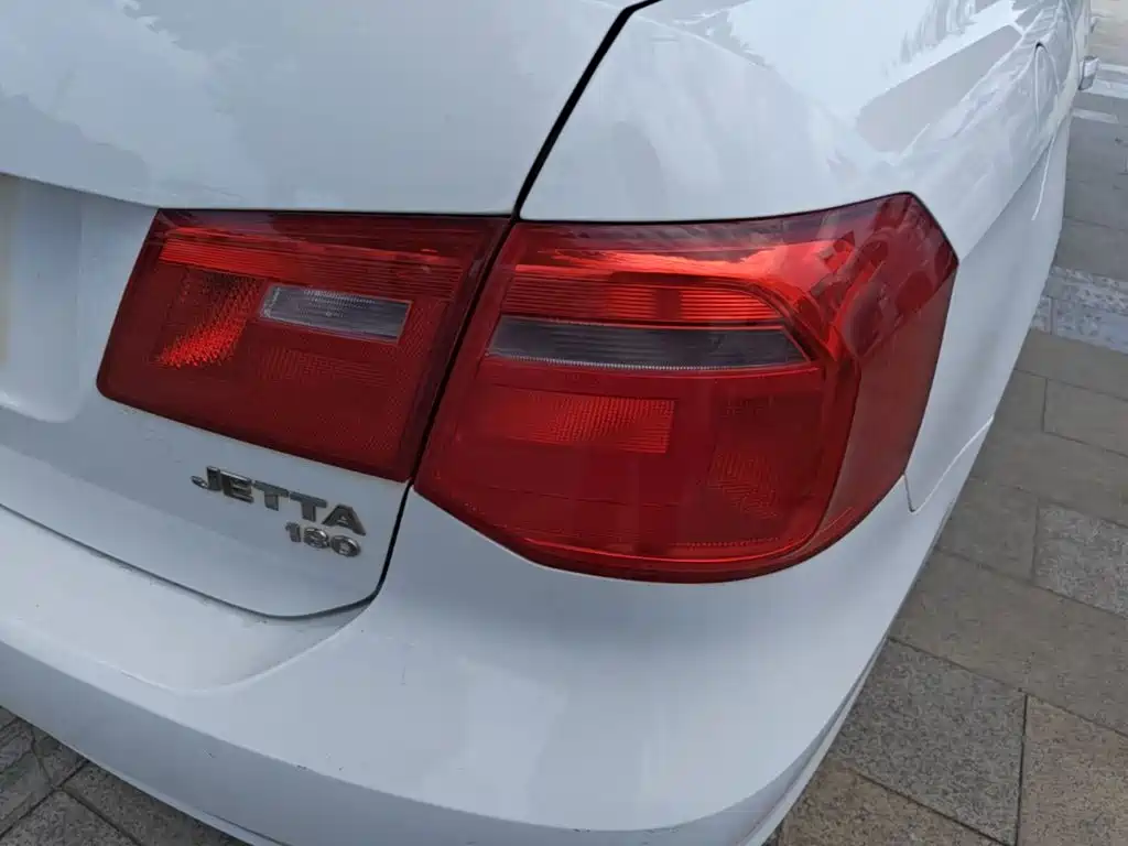 Volkswagen Jetta 2015 Value Edition 1.6L Manual Fashion