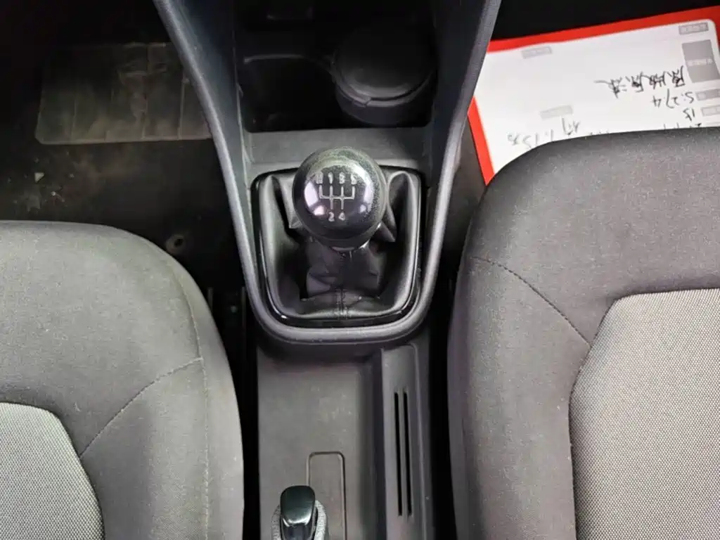 Volkswagen Jetta 2015 Value Edition 1.6L Manual Fashion