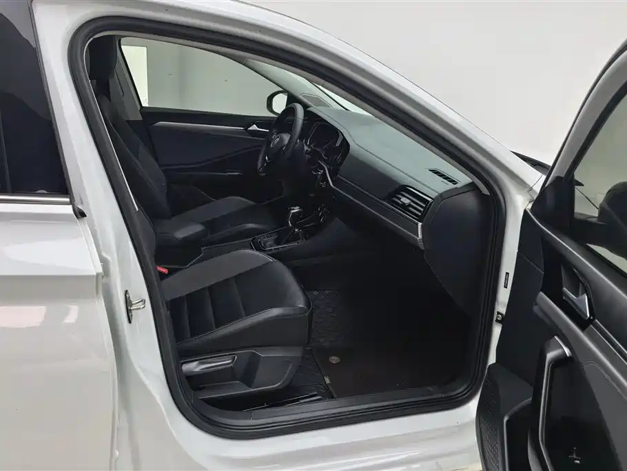 Volkswagen Sagitar 2021 200TSI DSG Comfort Smart Edition