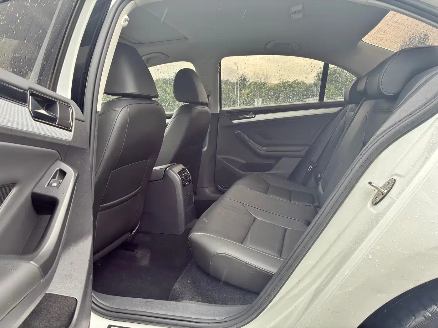Volkswagen Sagitar 2018 280TSI DSG Spark Edition