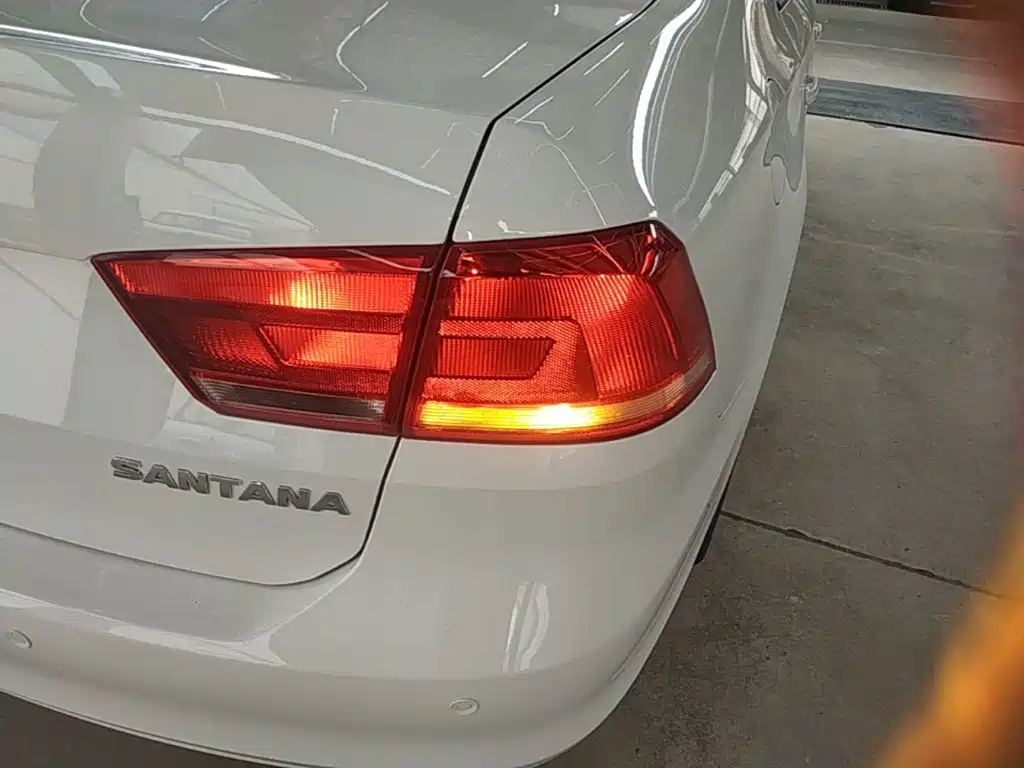 Volkswagen Santana 2015 1.4L Manual Trend Edition