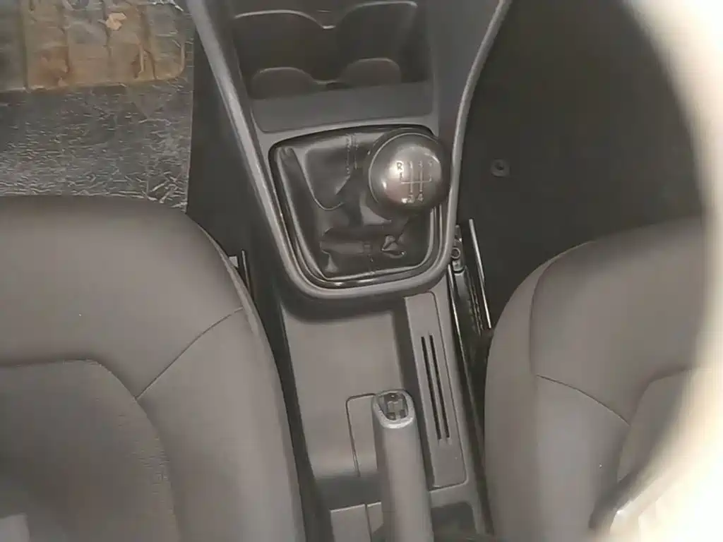 Volkswagen Santana 2015 1.4L Manual Trend Edition