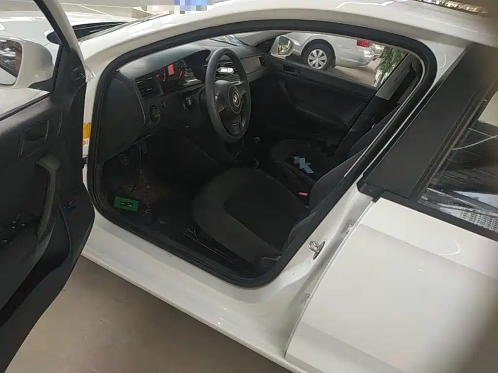 Volkswagen Santana 2015 1.4L Manual Trend Edition