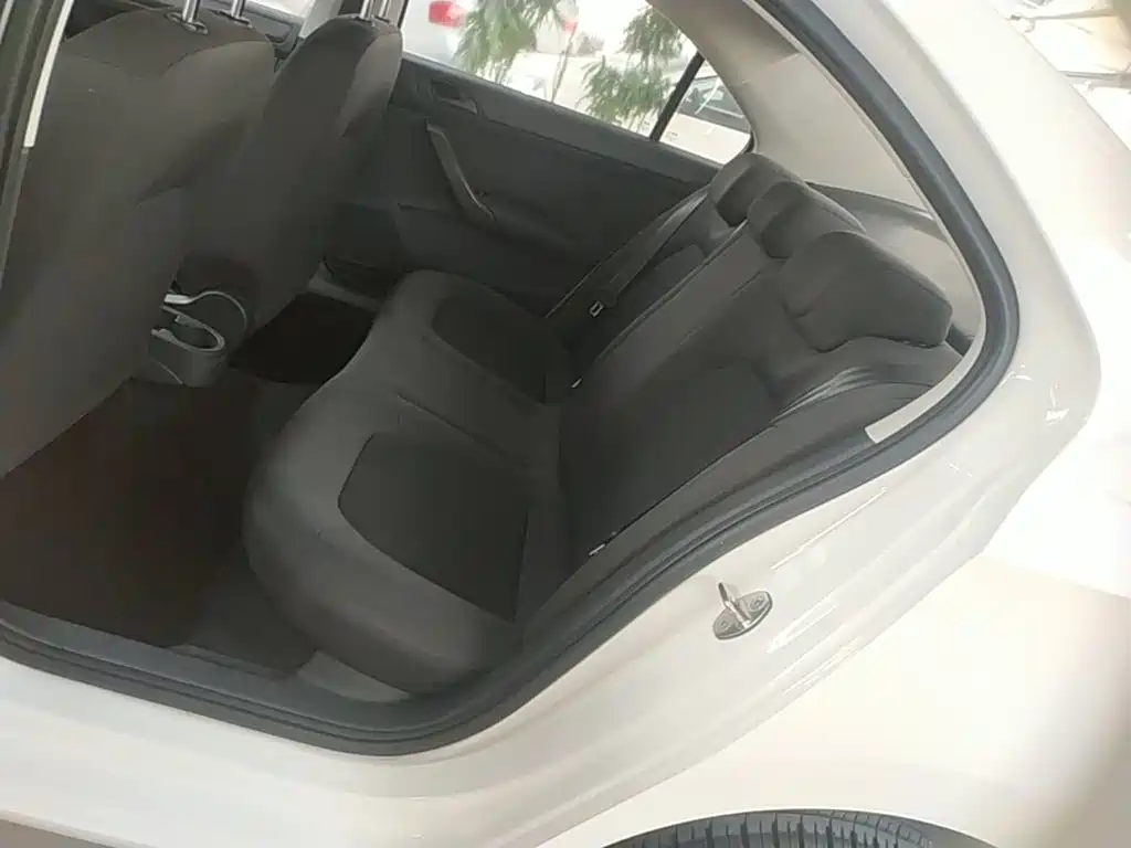Volkswagen Santana 2015 1.4L Manual Trend Edition