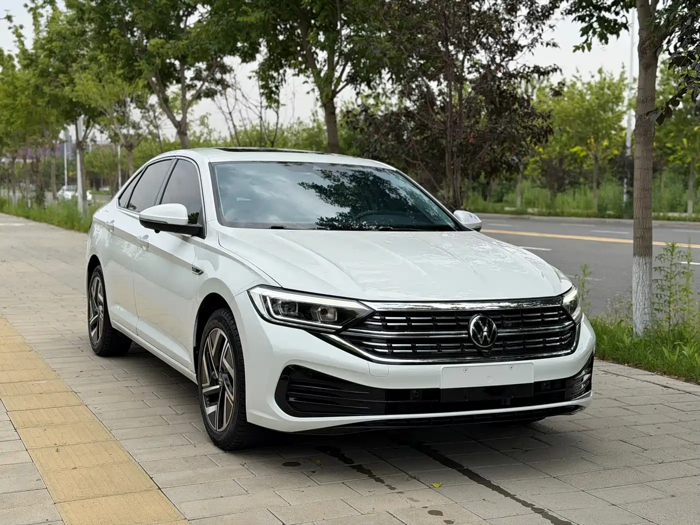 Volkswagen Sagitar 2023 280TSI DSG Surpass Plus Edition