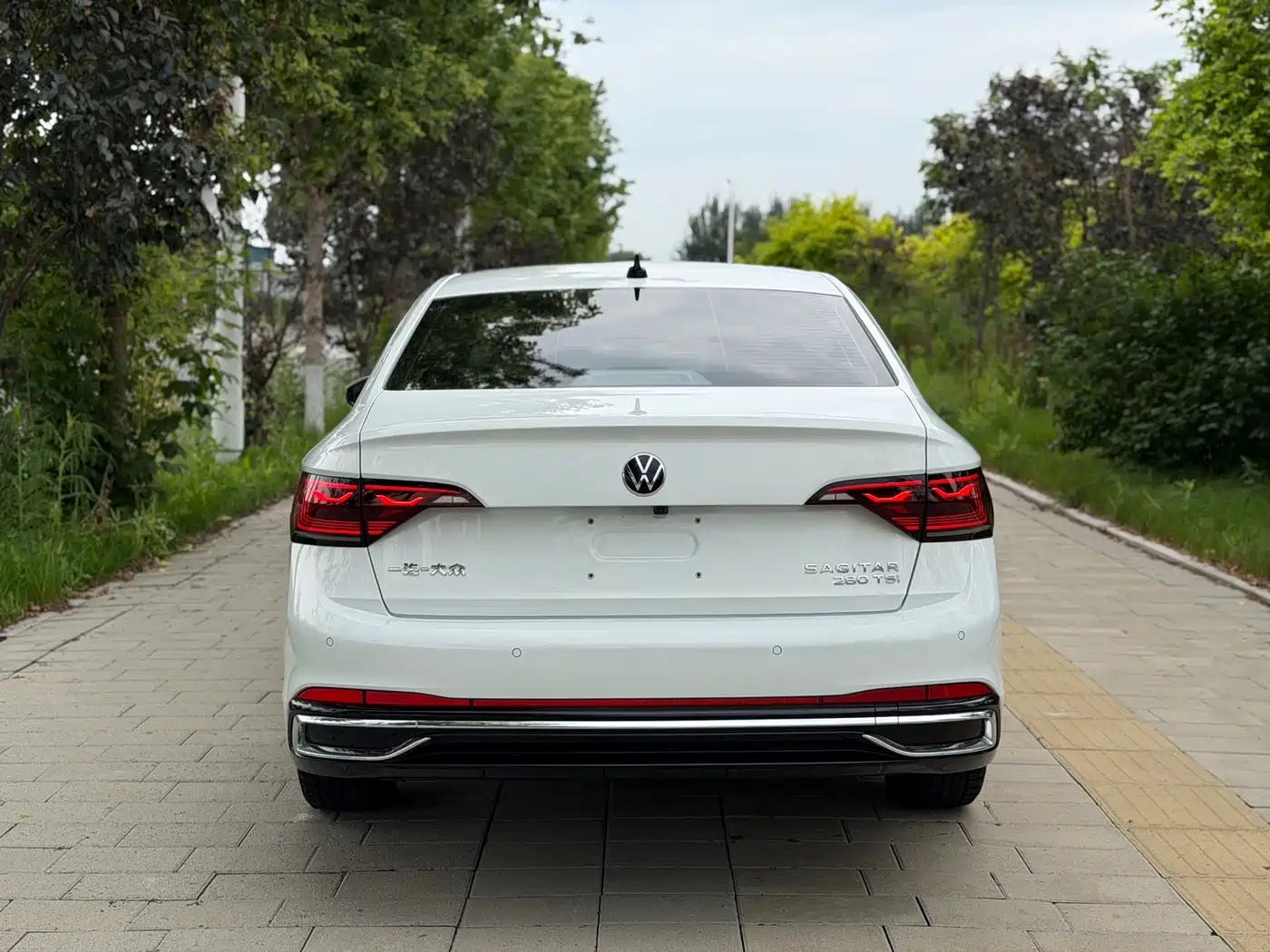 Volkswagen Sagitar 2023 280TSI DSG Surpass Plus Edition