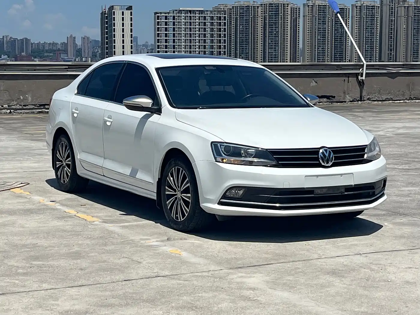 Volkswagen Sagitar 2018 1.6L Automatic Comfort