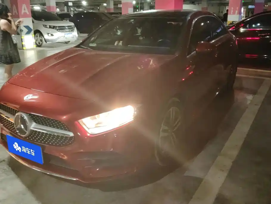 Mercedes-Benz Mercedes-Benz A-Class 2019 A 180 L Sport Sedan