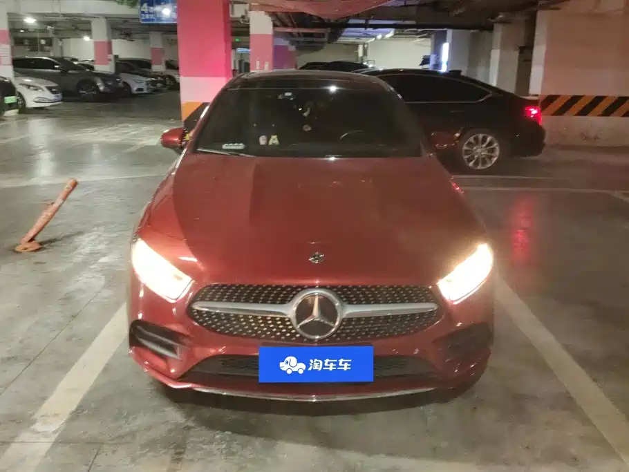 Mercedes-Benz Mercedes-Benz A-Class 2019 A 180 L Sport Sedan