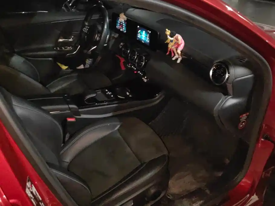 Mercedes-Benz Mercedes-Benz A-Class 2019 A 180 L Sport Sedan