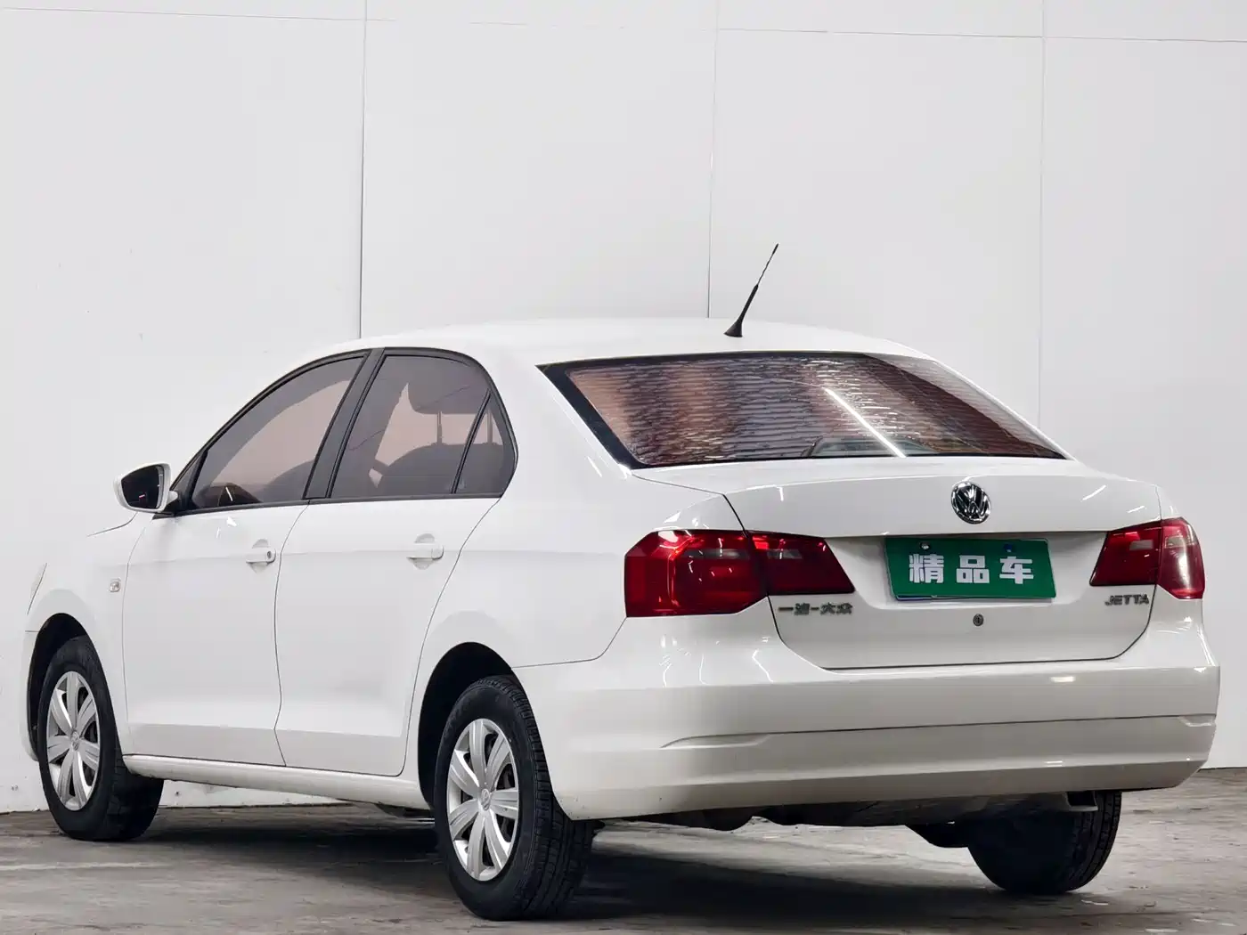 Volkswagen Jetta 2015 Quality Edition 1.4L Manual Fashion