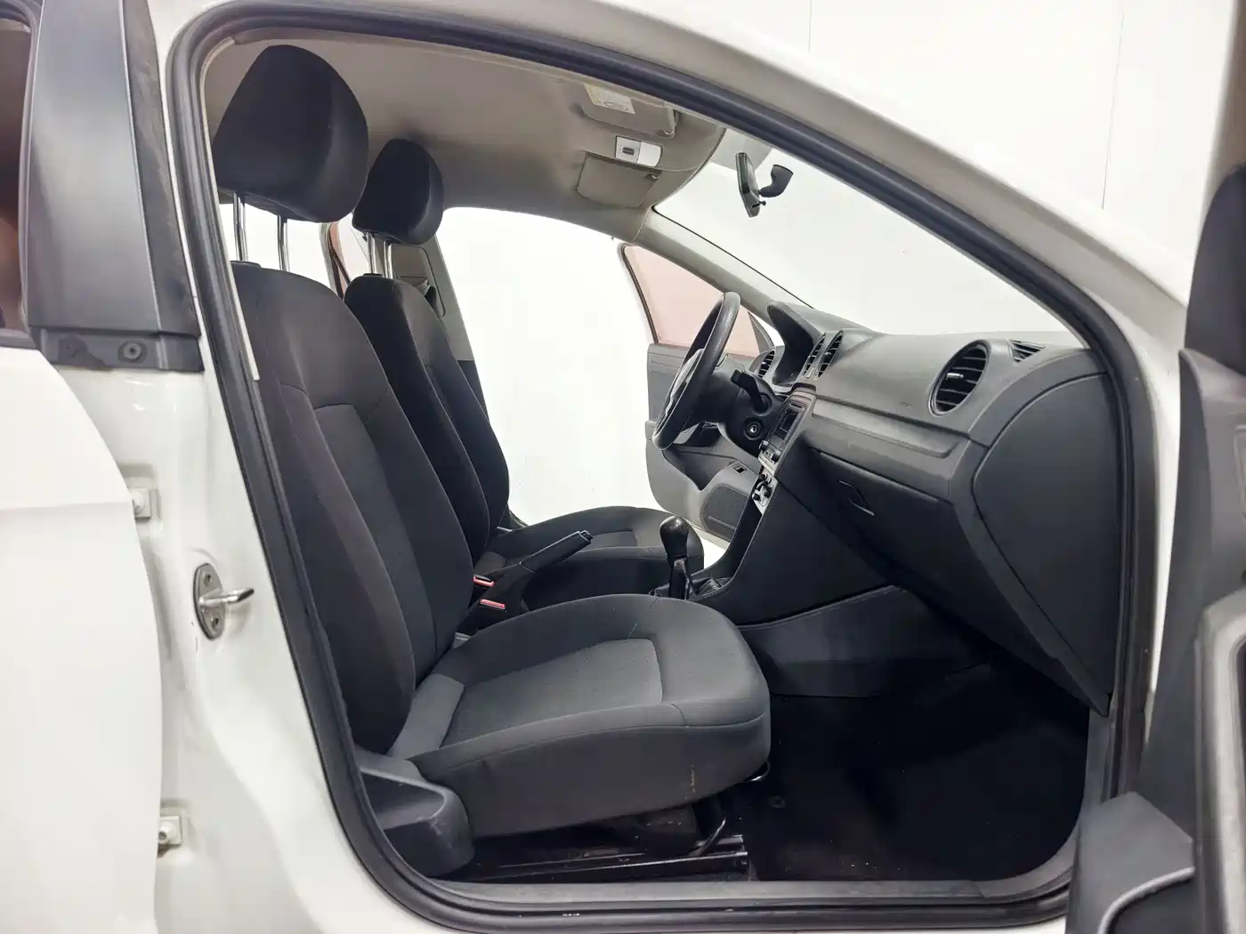 Volkswagen Jetta 2015 Quality Edition 1.4L Manual Fashion