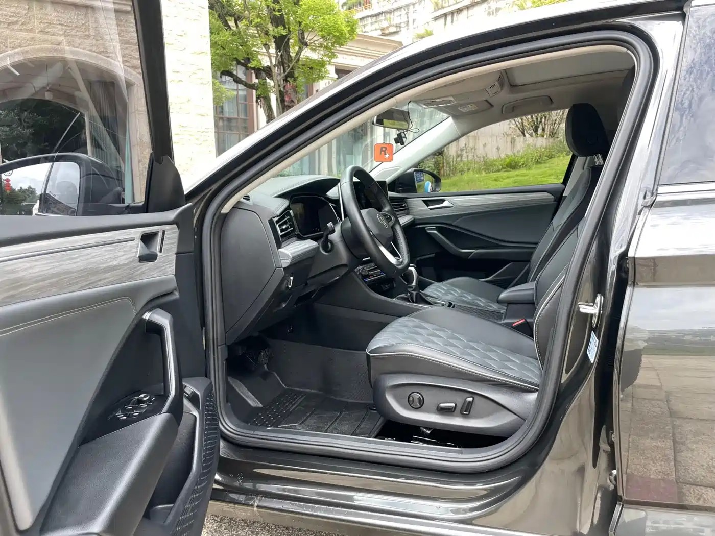 Volkswagen Sagitar 2023 280TSI DSG Beyond Lite