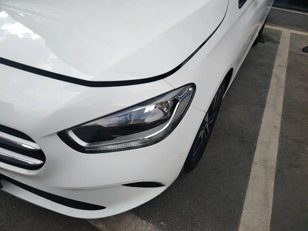 Mercedes-Benz Mercedes-Benz B-Class 2022 B 180 Fashion