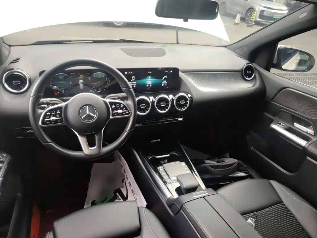 Mercedes-Benz Mercedes-Benz B-Class 2022 B 180 Fashion
