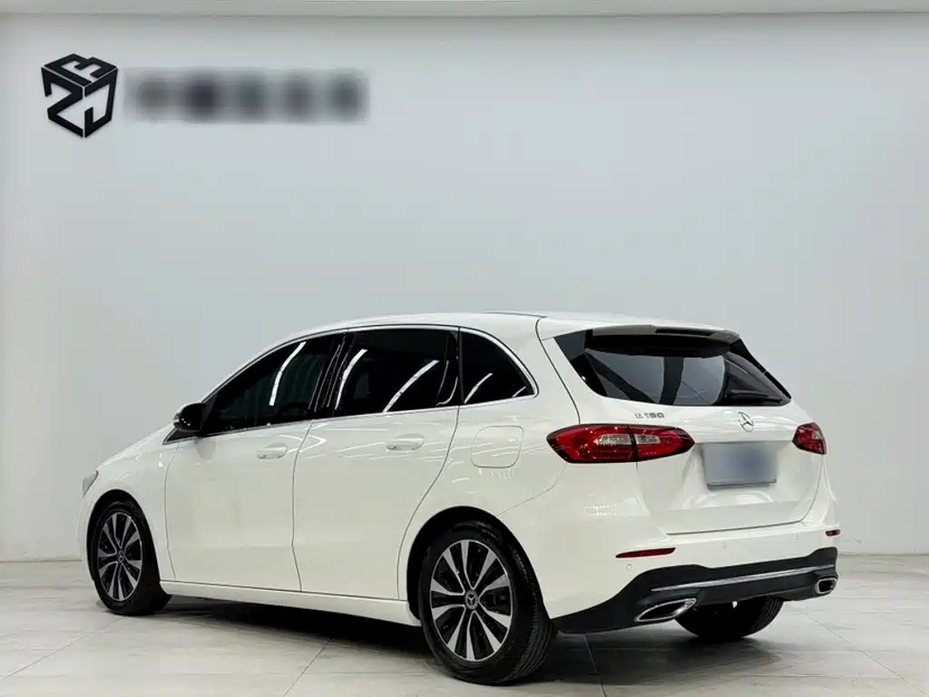 Mercedes-Benz Mercedes-Benz B-Class 2022 B 180 Fashion