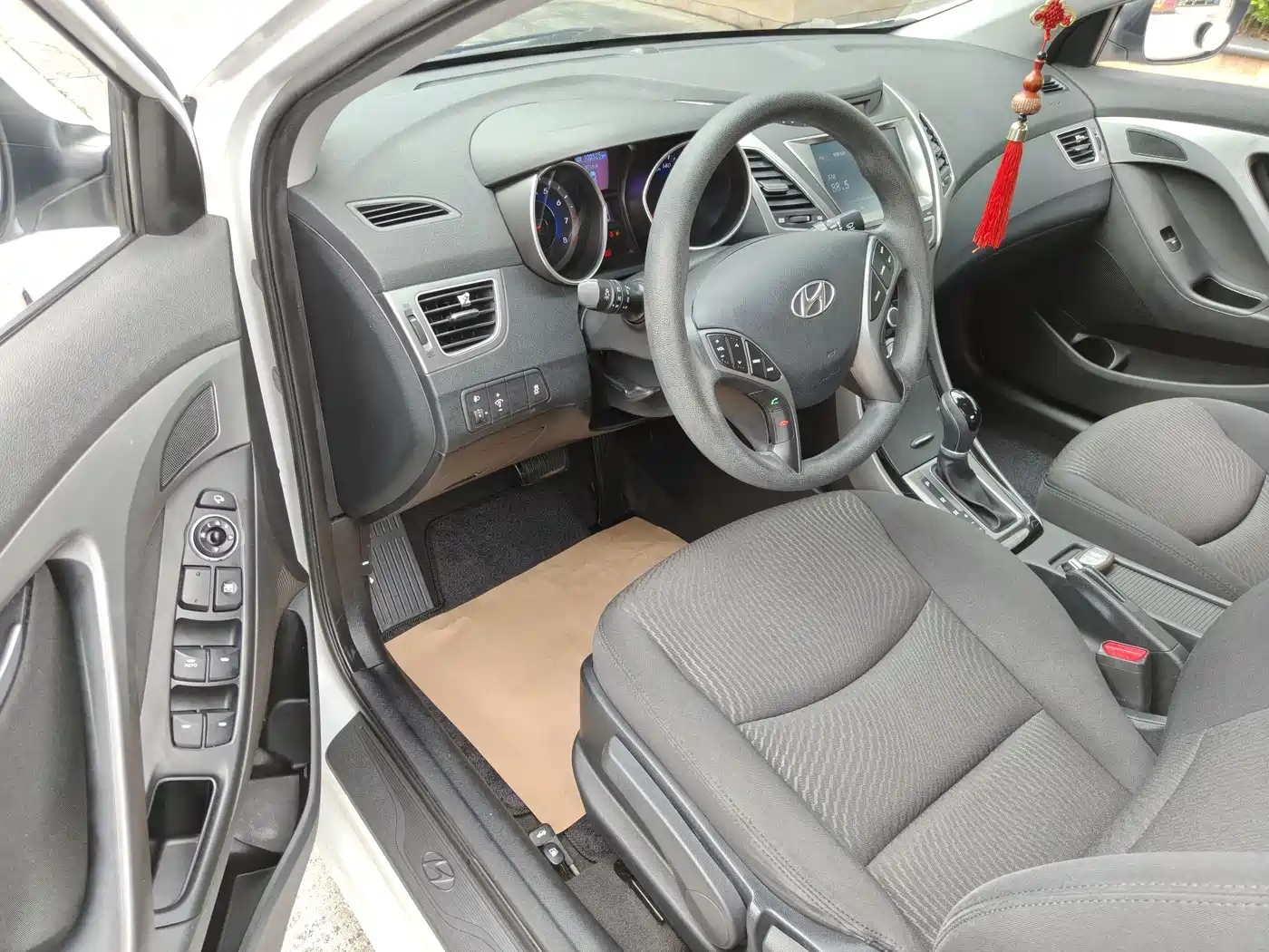 Hyundai Langdong 2016 1.6L Automatic Premium Edition