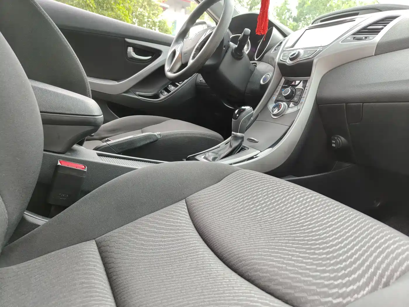 Hyundai Langdong 2016 1.6L Automatic Premium Edition