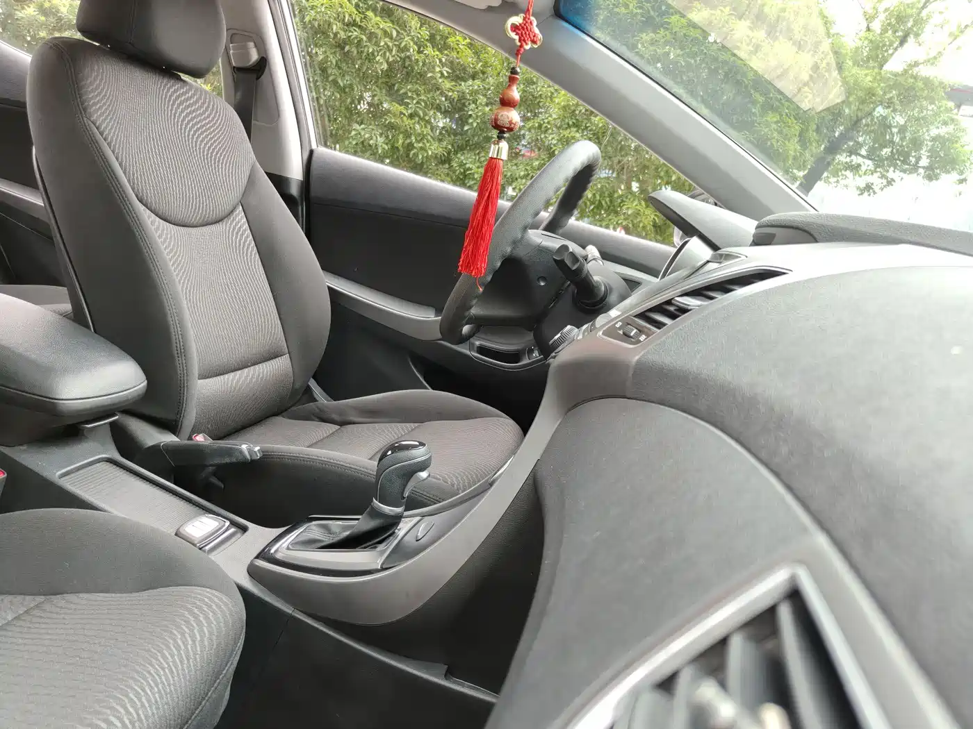 Hyundai Langdong 2016 1.6L Automatic Premium Edition