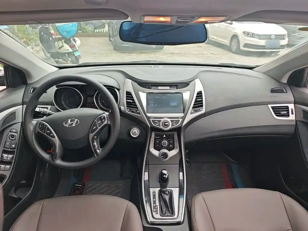 Hyundai Langdong 2016 1.6L Automatic Premium Edition