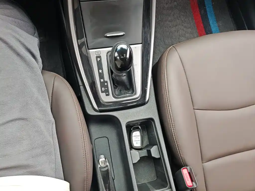 Hyundai Langdong 2016 1.6L Automatic Premium Edition