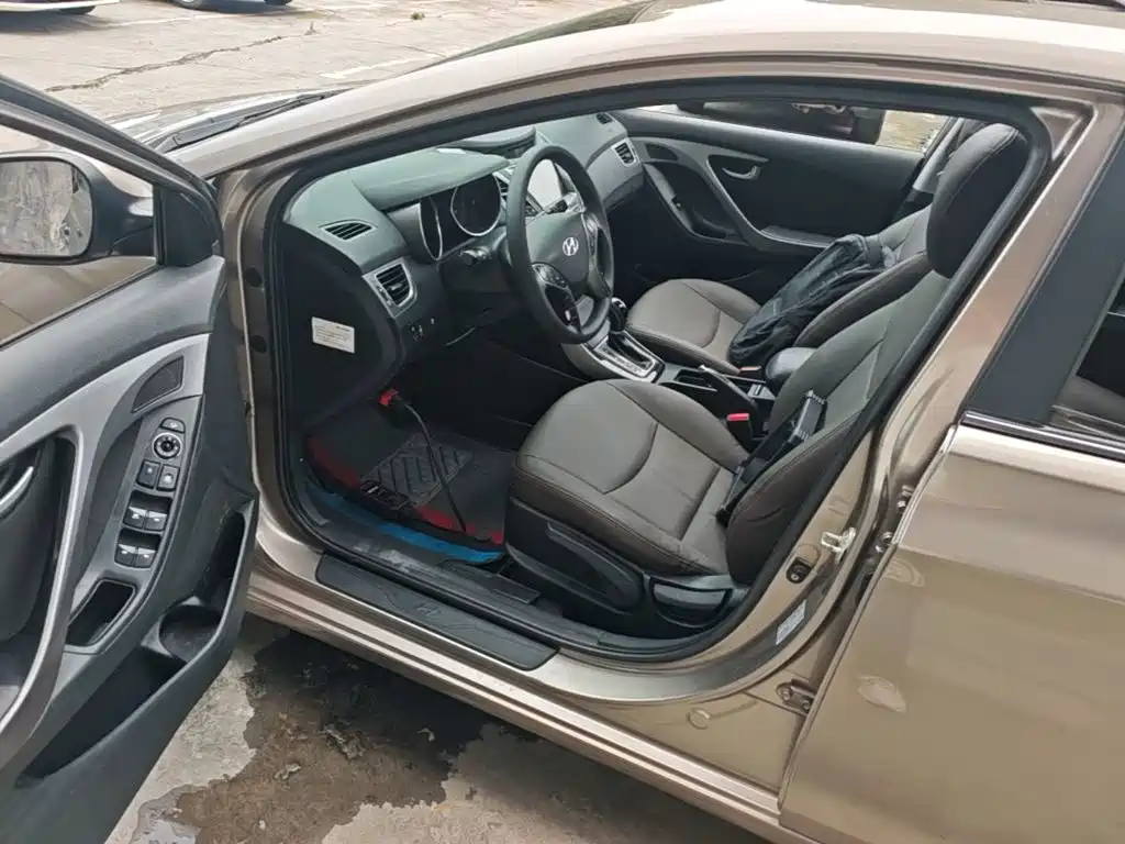 Hyundai Langdong 2016 1.6L Automatic Premium Edition