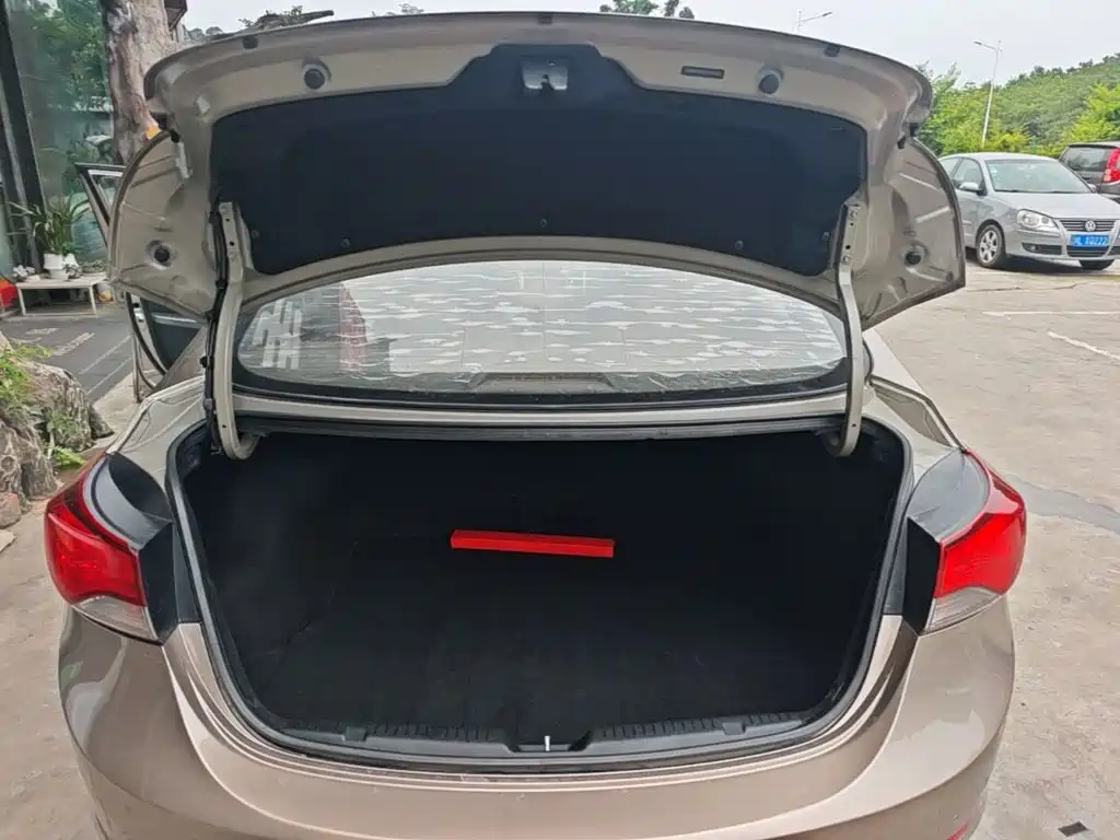 Hyundai Langdong 2016 1.6L Automatic Premium Edition