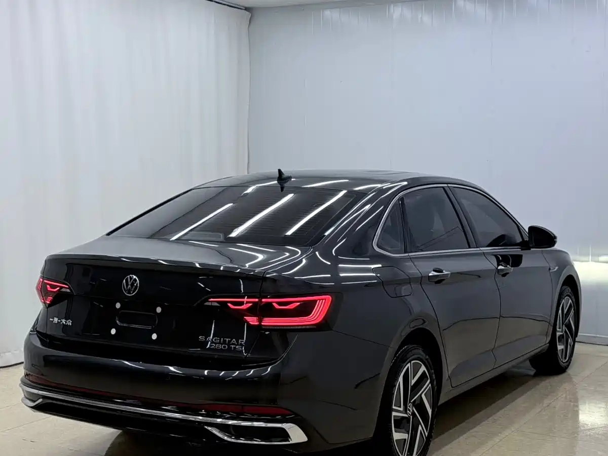 Volkswagen Sagitar 2023 280TSI DSG Surpass Plus Edition