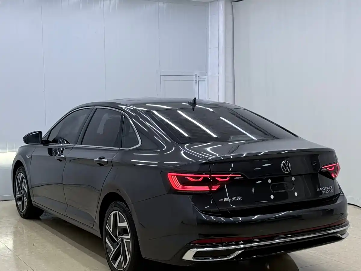 Volkswagen Sagitar 2023 280TSI DSG Surpass Plus Edition