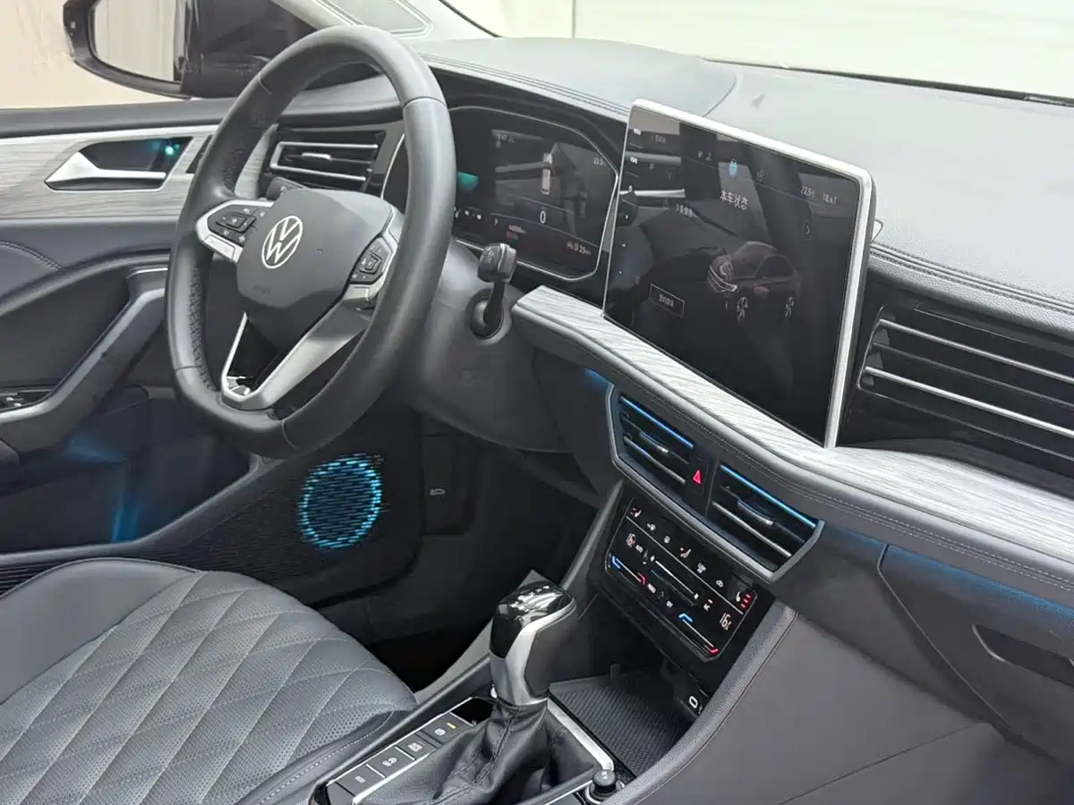 Volkswagen Sagitar 2023 280TSI DSG Surpass Plus Edition