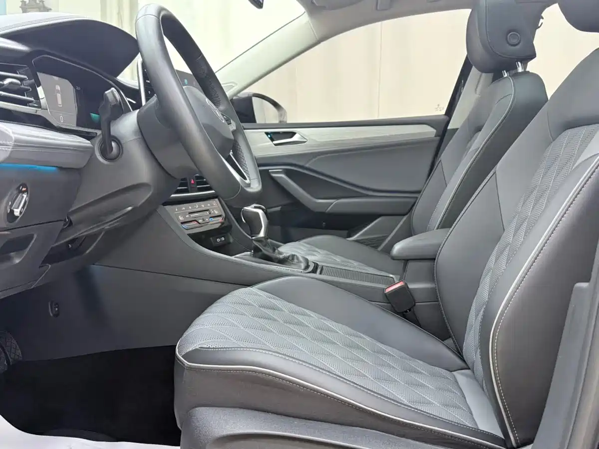 Volkswagen Sagitar 2023 280TSI DSG Surpass Plus Edition