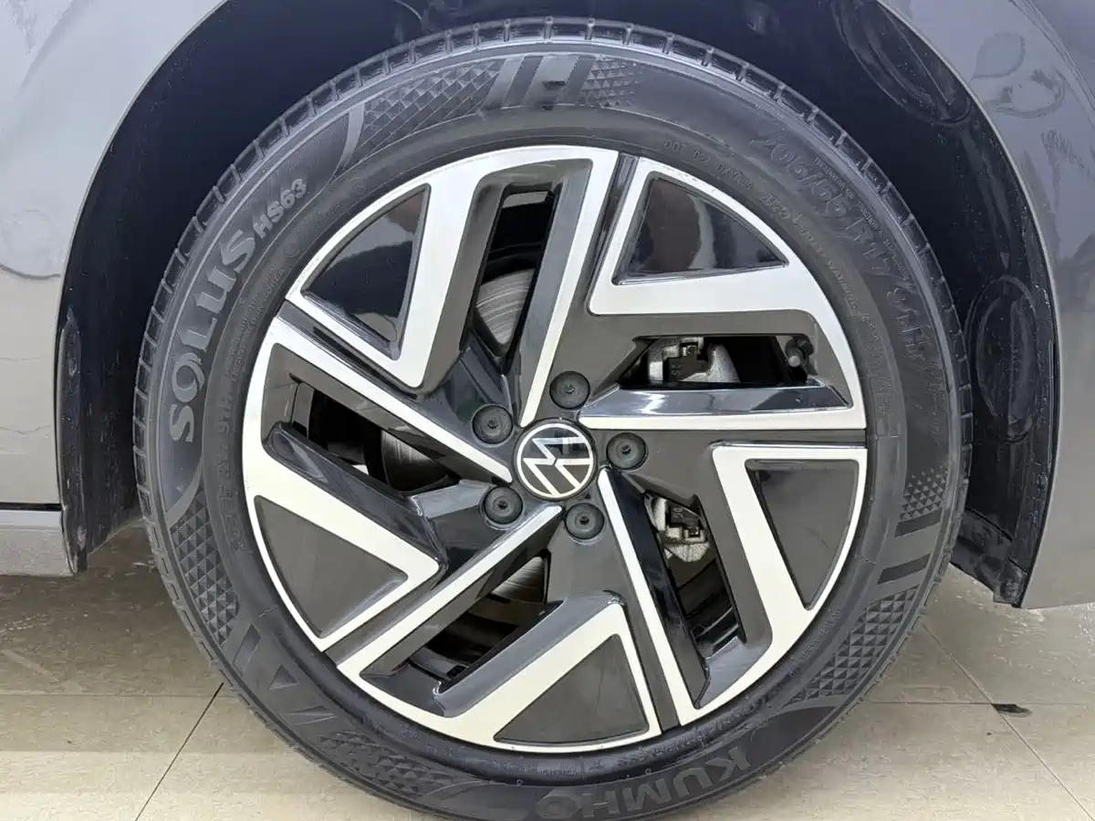 Volkswagen Sagitar 2023 280TSI DSG Surpass Plus Edition