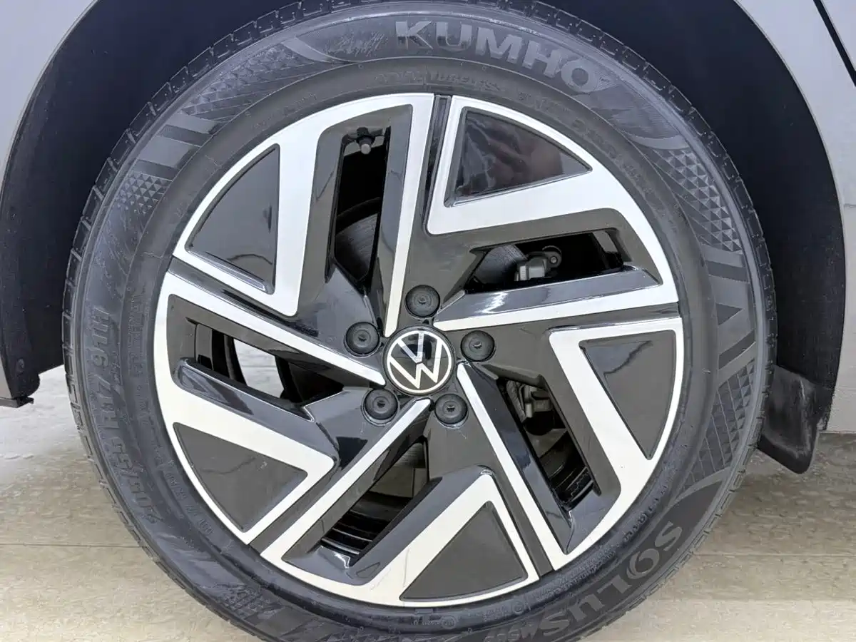 Volkswagen Sagitar 2023 280TSI DSG Surpass Plus Edition