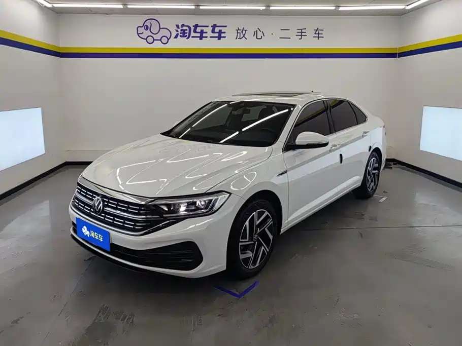 Volkswagen Sagitar 2023 Model Year 200TSI DSG Surpass Edition