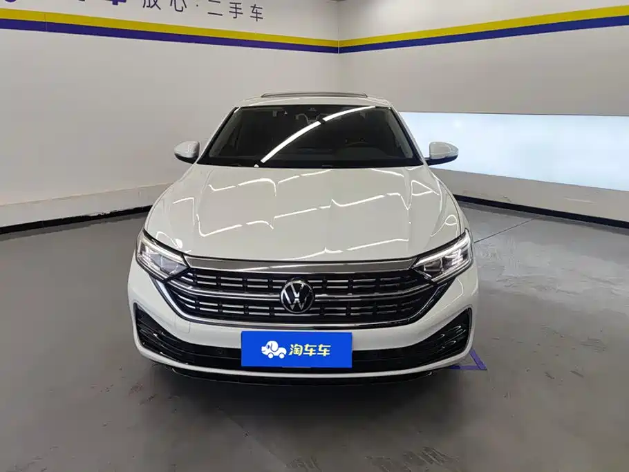 Volkswagen Sagitar 2023 Model Year 200TSI DSG Surpass Edition