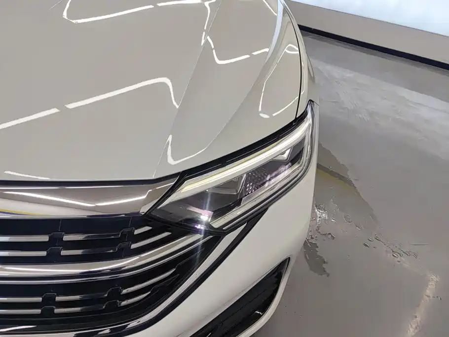 Volkswagen Sagitar 2023 Model Year 200TSI DSG Surpass Edition