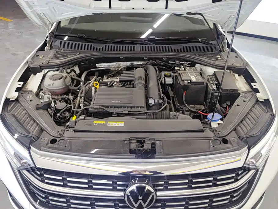 Volkswagen Sagitar 2023 Model Year 200TSI DSG Surpass Edition