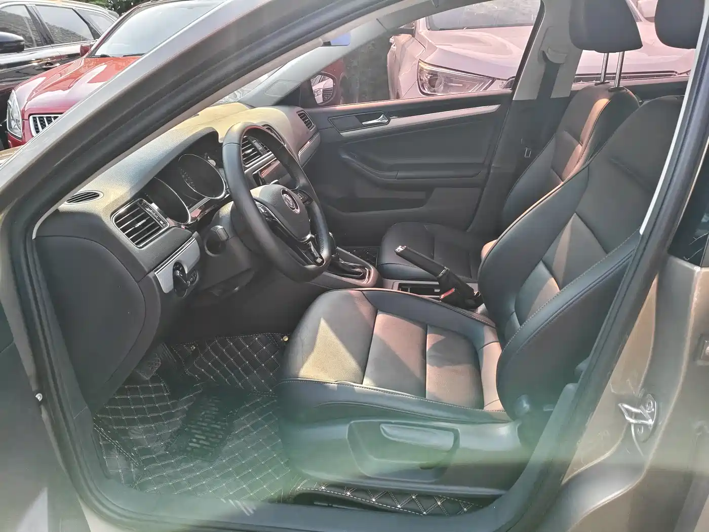 Volkswagen Sagitar 2018 1.6L Automatic Comfort