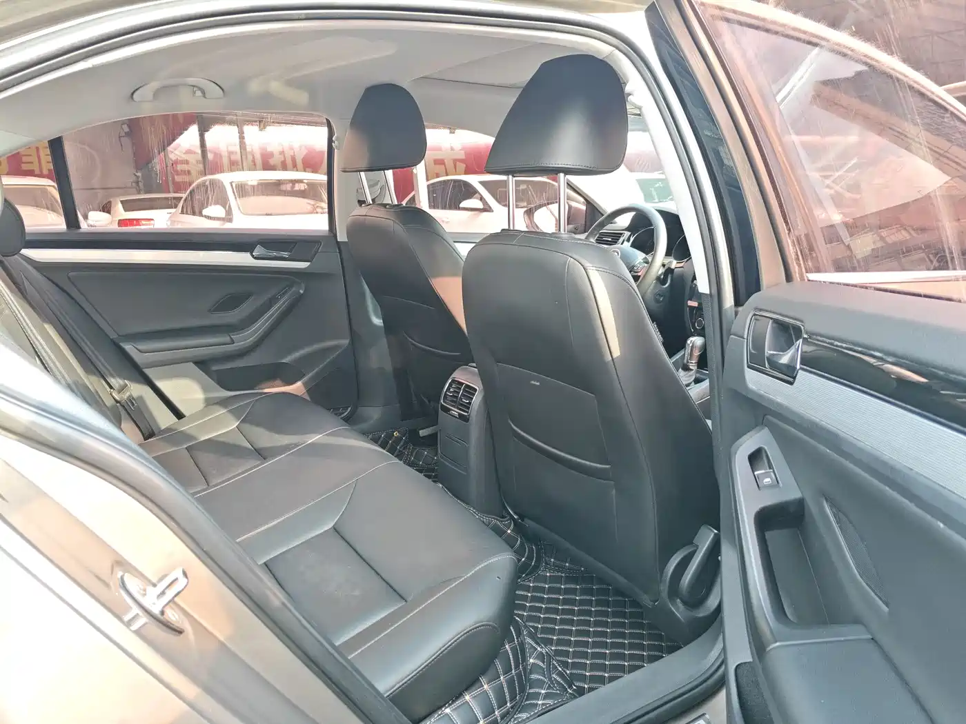 Volkswagen Sagitar 2018 1.6L Automatic Comfort
