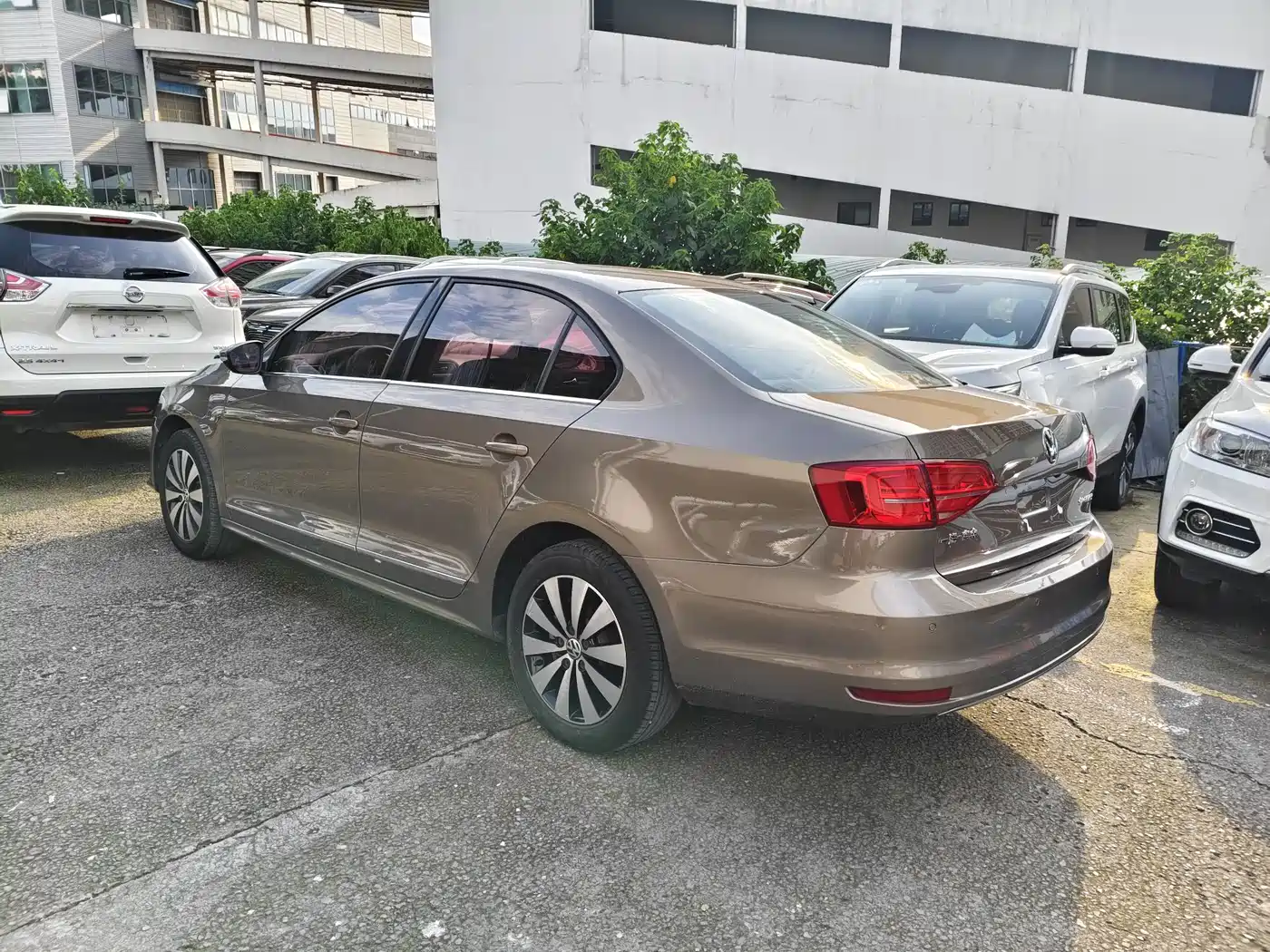 Volkswagen Sagitar 2018 1.6L Automatic Comfort