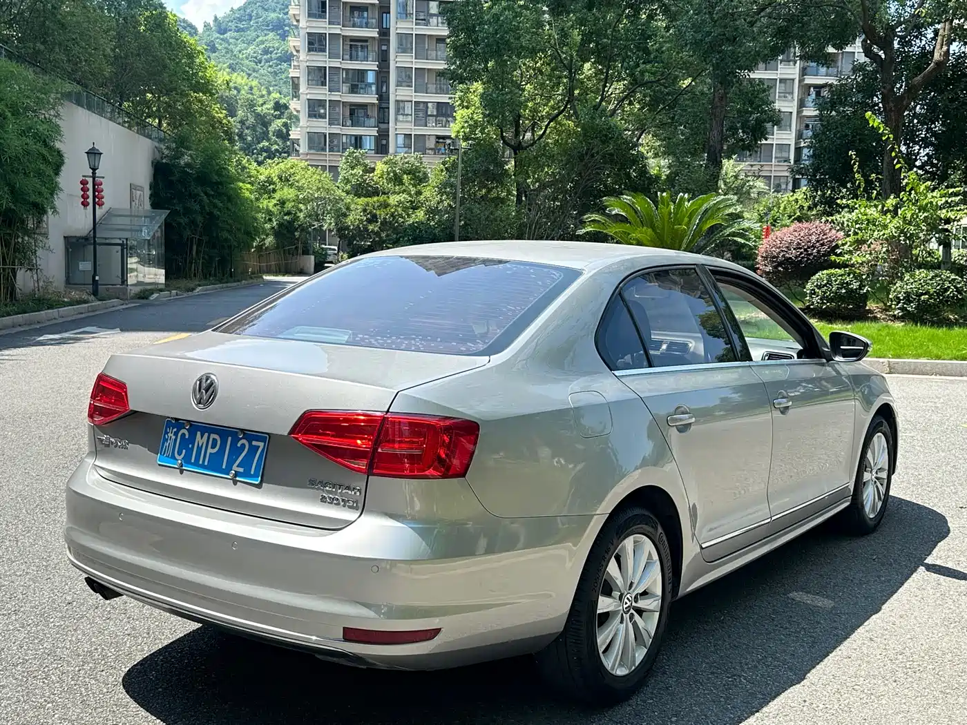 Volkswagen Sagitar 2015 230TSI Automatic Comfort